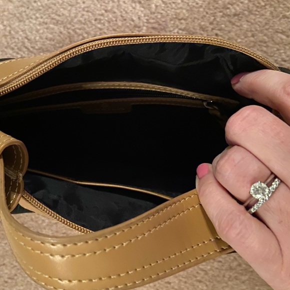 Black and Tan Purse from Singapore - Picture 3 of 3